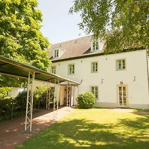 Gut Grossrotter Hof 3*, Keulen Duitsland
